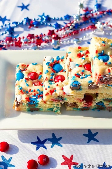 Patriotic-Sugar-Cookie-Bars-Two-in-the-Kitchen-vi